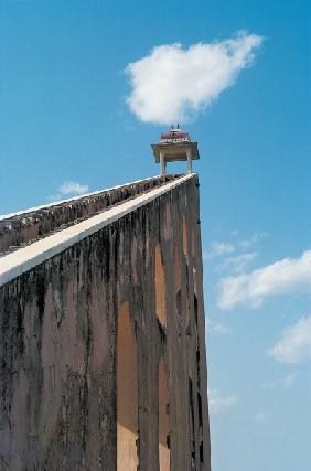 Jantar Mantar astronomical observatory (photo) 