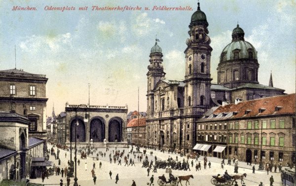 Munich , Odeonsplatz w. Theatinerkirche