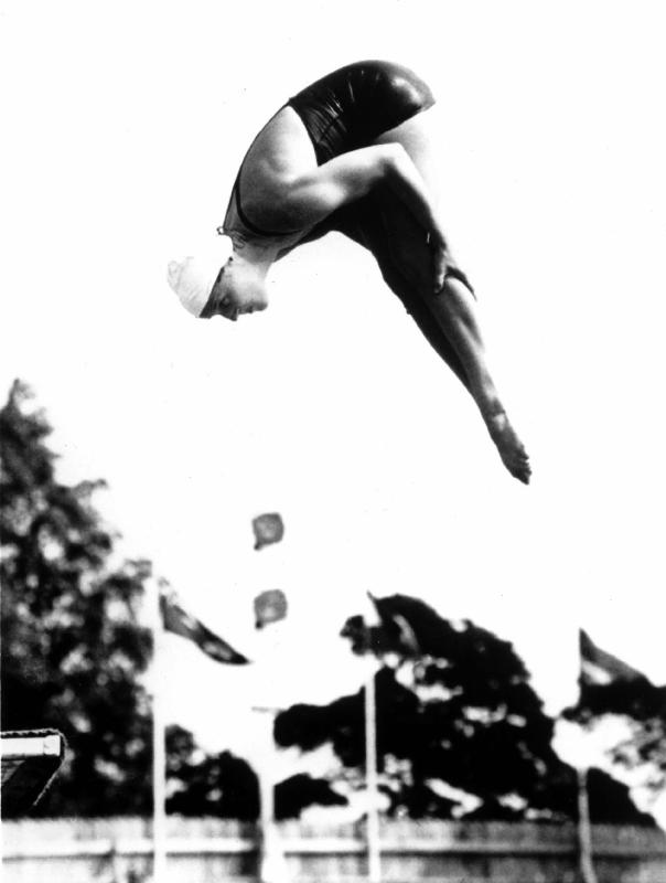 Pat Mc Cormick the first diver to win back-to-back Olympic gold medals in platform and springboard d a 