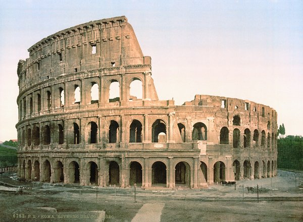 Italy, Rome, Colosseum a 