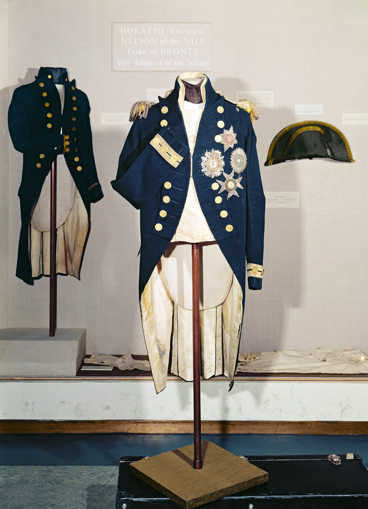 Royal Naval uniform worn Nelson at the battle of Trafalgar in 1805 (wool, silk, brass, metal thread, a 