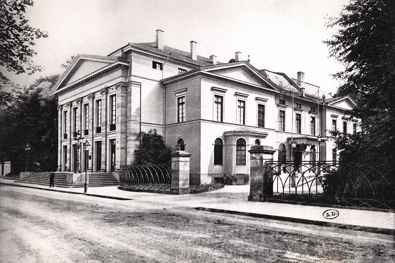 The Meiningen Court Theatre, Munich, c.1900 (b/w photo)  a 