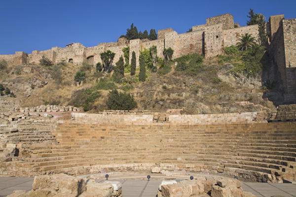 The Alcazaba and Roman Theatre (photo)  a 