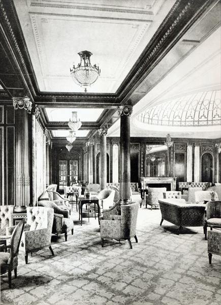The First Class Lounge of the Ocean Liner ''Mauretania'', c.1906 (b/w photo)  a 