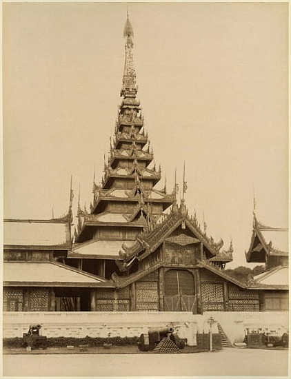 The Myei-nan or Main Audience Hall in the palace of Mandalay, Burma, late 19th century a 