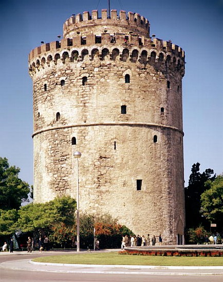 The White Tower, built during the reign of Suleiman the Magnificent (1520-66) a 