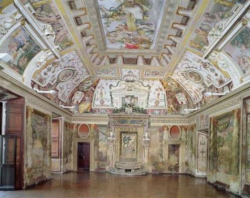 The main salon, designed by Pirro Ligorio (c.1500-83) for Cardinal Ippolito II d'Este (1509-72) and a 