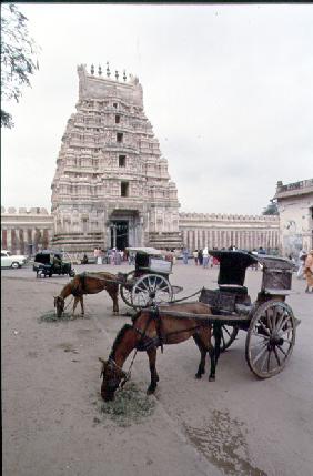 View of the facade and square, 894 AD (photo) 