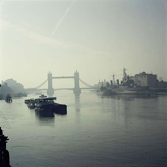 View along the River Thames, looking towards Tower Bridge a 
