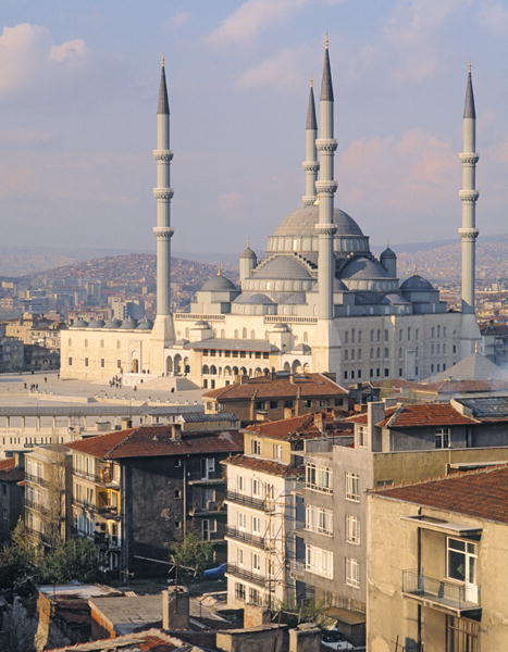 View of the Kocatepe Mosque (photo)  a 