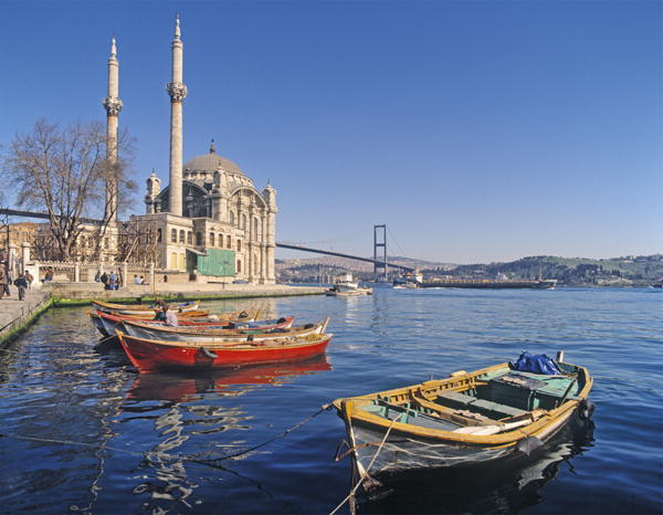 View of the Mosque of Abdulmecid at Ortakoy with the Bosphorous Bridge in the background (photo)  a 