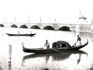 View of a funeral gondola (b/w photo) 1880-1920