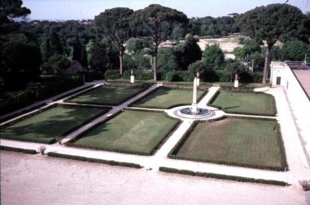 View of the Italian style garden seen from the villa, designed by Nanni di Baccio Bigio (d.1568) and a 