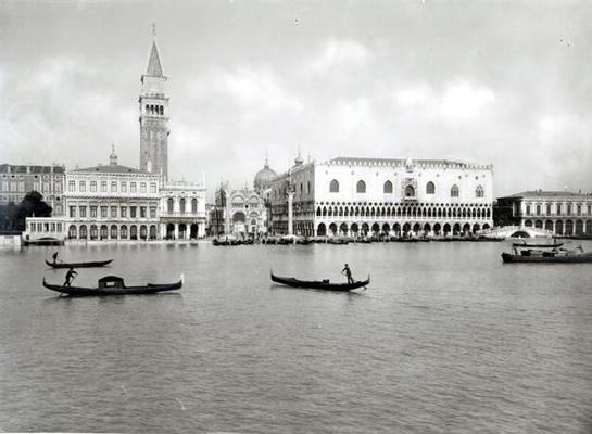 View of the Molo from the Island of San Giorgio (b/w photo) a 
