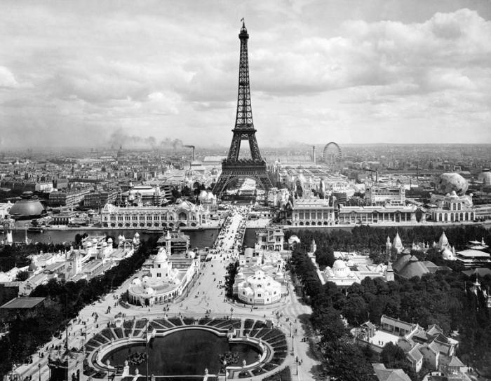 World fair in Paris in 1900 : Champs de Mars with Eiffel Tower a 