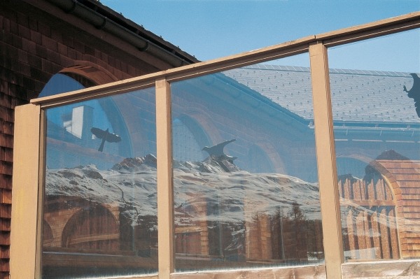 Wooden glass frame, St. Moritz (photo)  a 