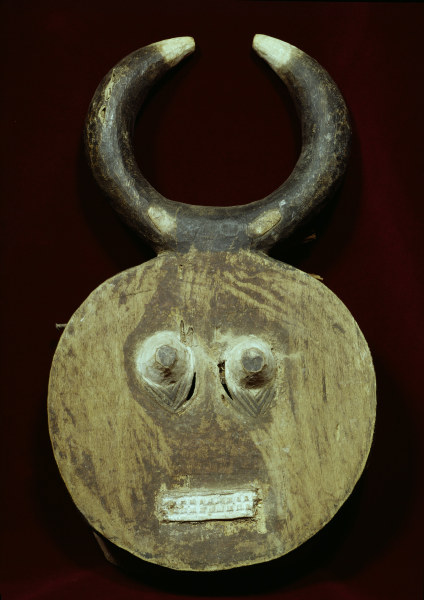Zoomorphic Mask / Baule, Ivory Coast a 