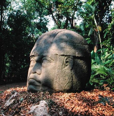 Colossal Head 1, Pre-Classic Period a Olmec