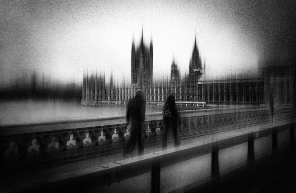 Crossing Westminster Bridge a Orkidea W.