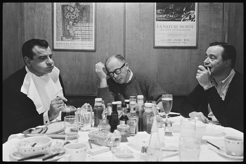 Walther Matthau, Billy Wilder and Jack Lemmon on the set of The Fortune Cookie a Orlando Suero