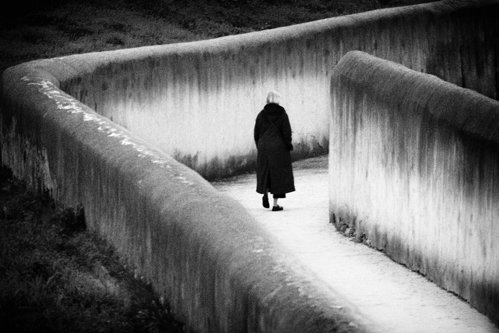 Cold Cold Ground a Paulo Abrantes