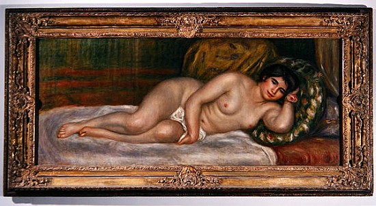 Reclining female nude (Gabrielle) 1906-07 a Pierre-Auguste Renoir