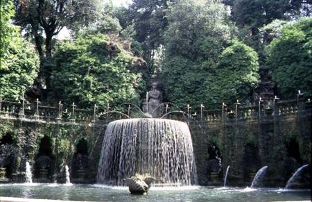 The 'Fontana Ovale' (Oval Fountain) in the gardens designed a Pirro Ligorio