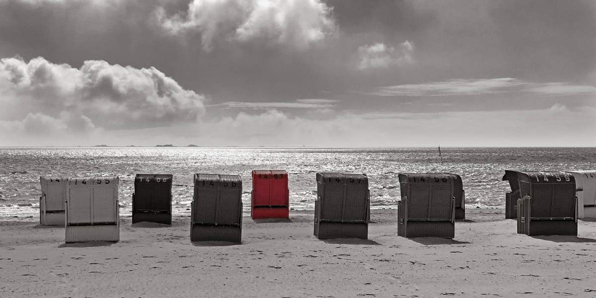 The red chair a Regina Porip