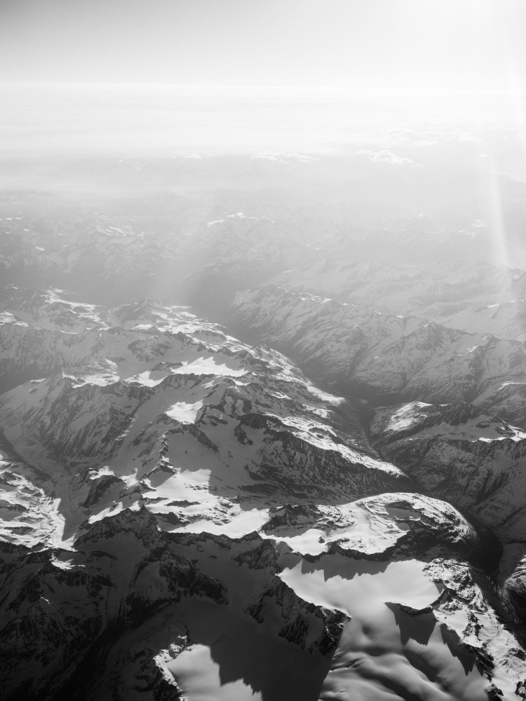 Alps in Black and White a Raisa Zwart