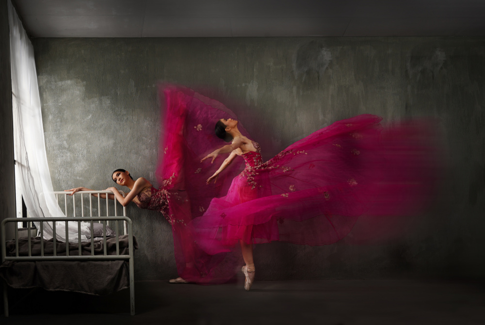 Duo red gown ballerinas a Rawisyah Aditya