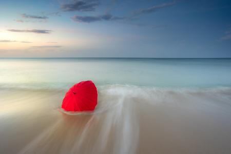 Red heart umbrella