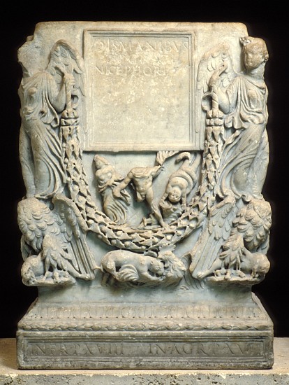 Funerary Monument a Arte Romana