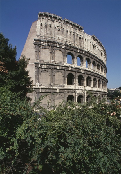The Colosseum, built 70-80 AD (colour photo)  a Arte Romana