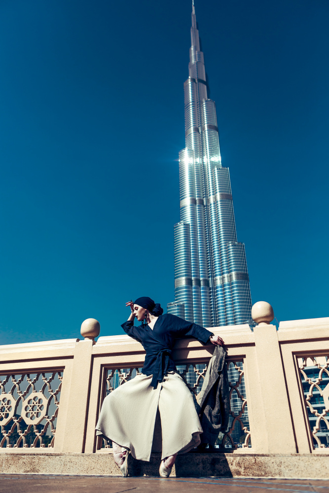 Dancing Burj Khalifa a Ruslan Bolgov (Axe)