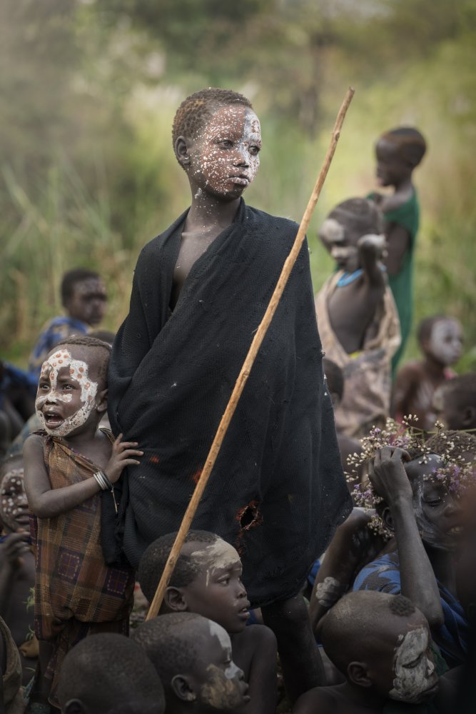 Ethiopian Suri tribes a Sarawut Intarob