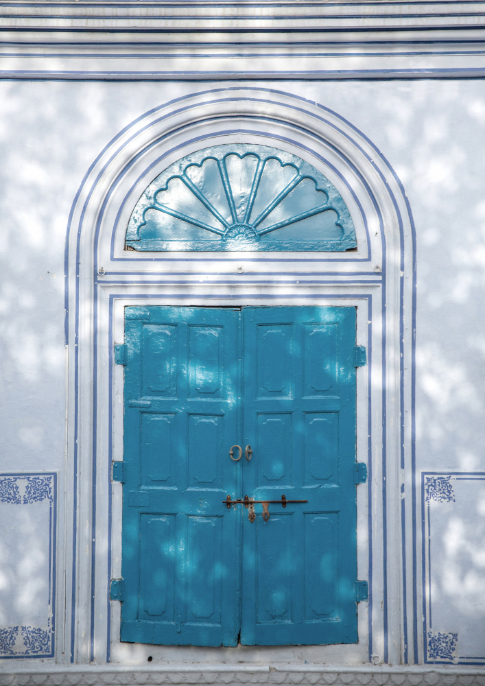 Blue Door a Shot by Clint