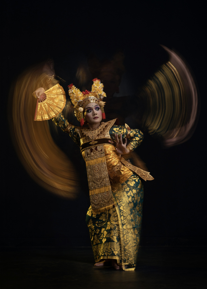 Balinese Dancer a Sita Gramich
