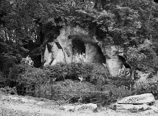 Grove of the Baths of Apollo a studio Giraudon