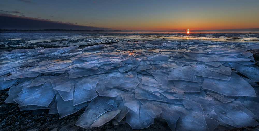 Sheets of Ice a Susan Breau