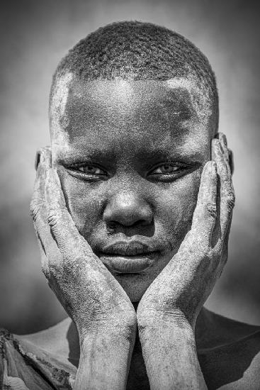 Young girl of Mundari, South Sudan