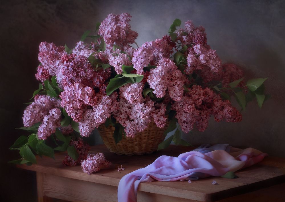 With a basket of lilacs a Tatyana Skorokhod (Татьяна
