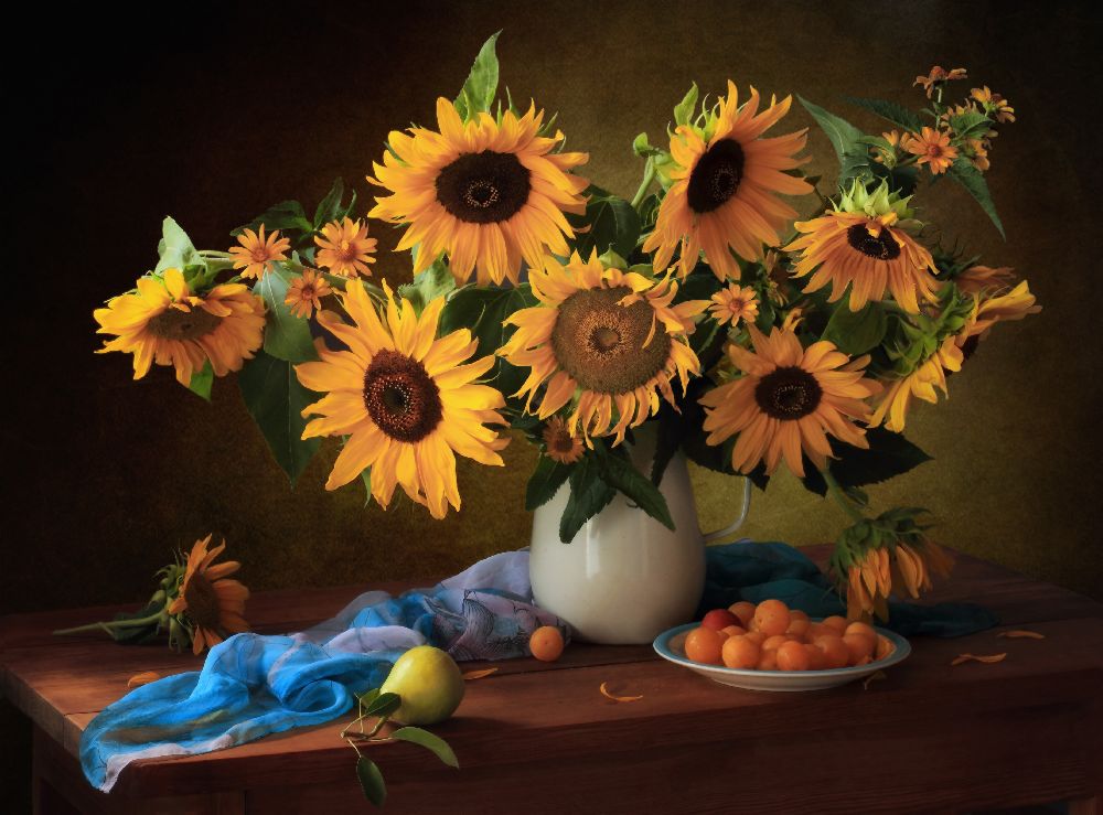 Still life with sunflowers and yellow plums a Tatyana Skorokhod (Татьяна