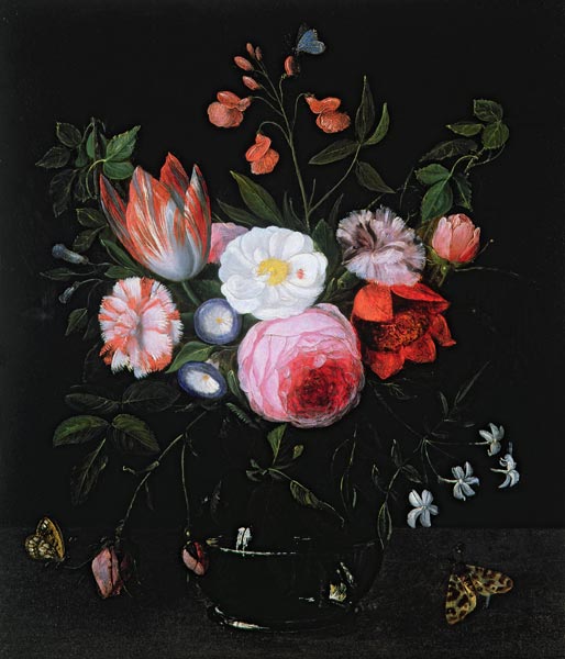 Spring Flowers in a glass vase a the Elder Kessel