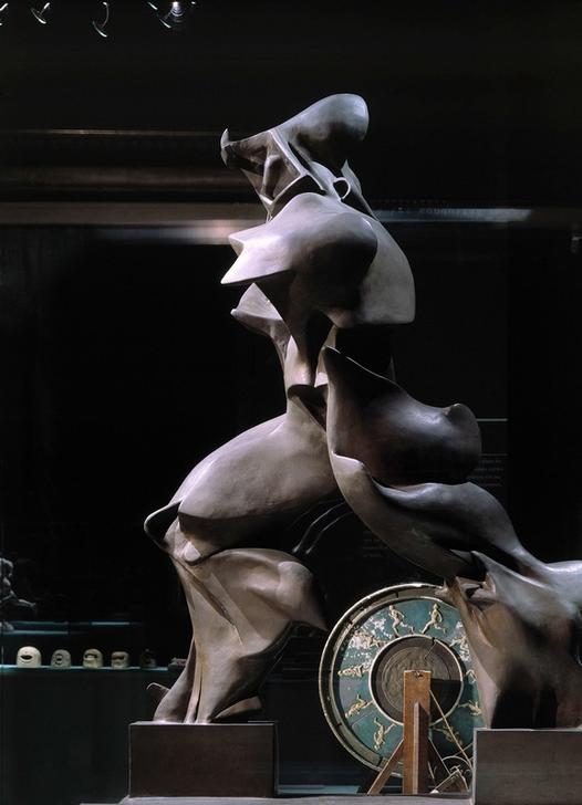 Forme uniche della continuità nello spazio a Umberto Boccioni