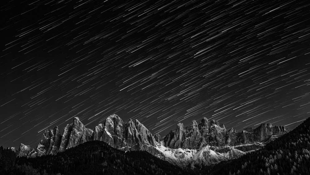 Starfall in the Dolomites a Valeriy Shcherbina