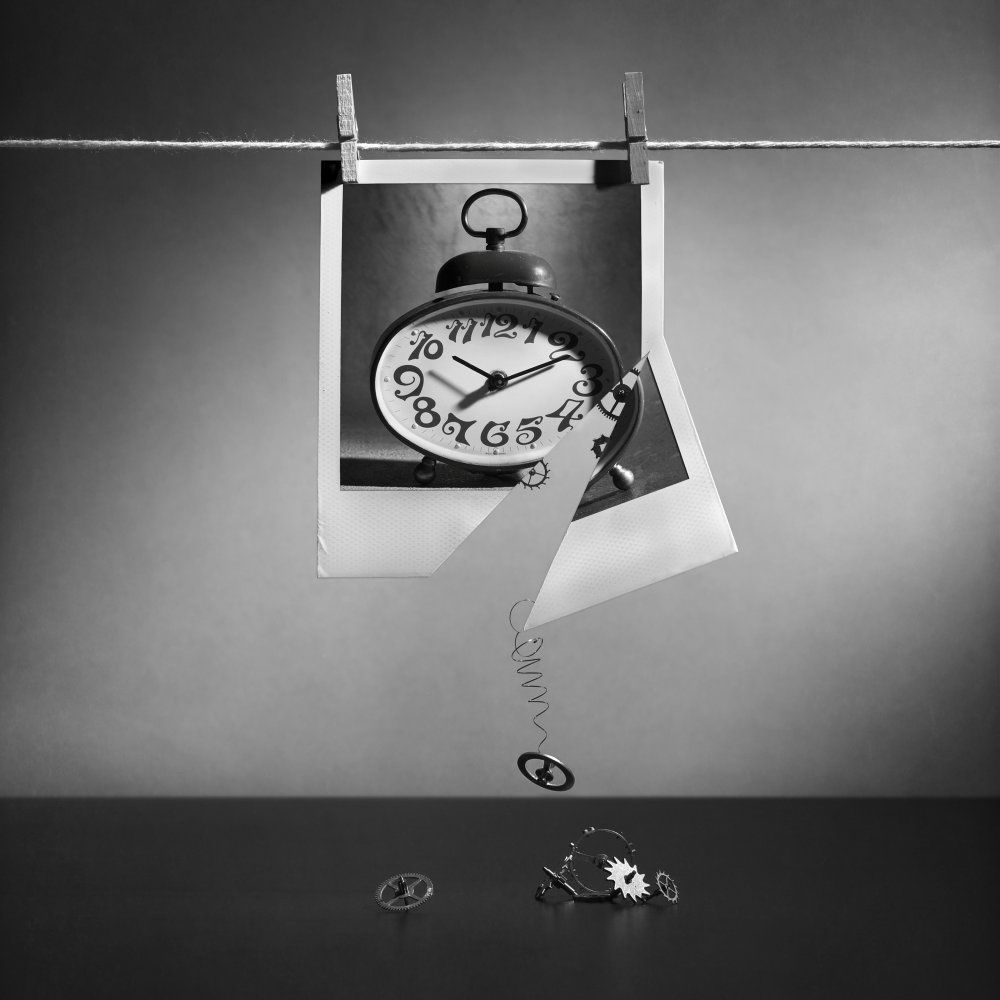 The time is almost out. Version 2 a Victoria Glinka