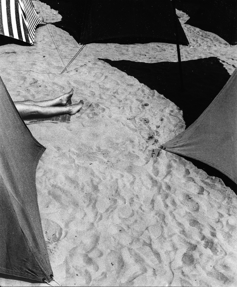 Tents on the beach a YvonNantes